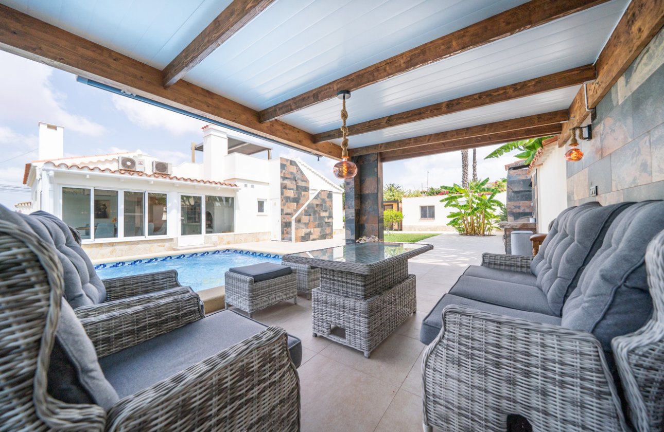 Herverkoop - Villa -
Torrevieja - Costa Blanca