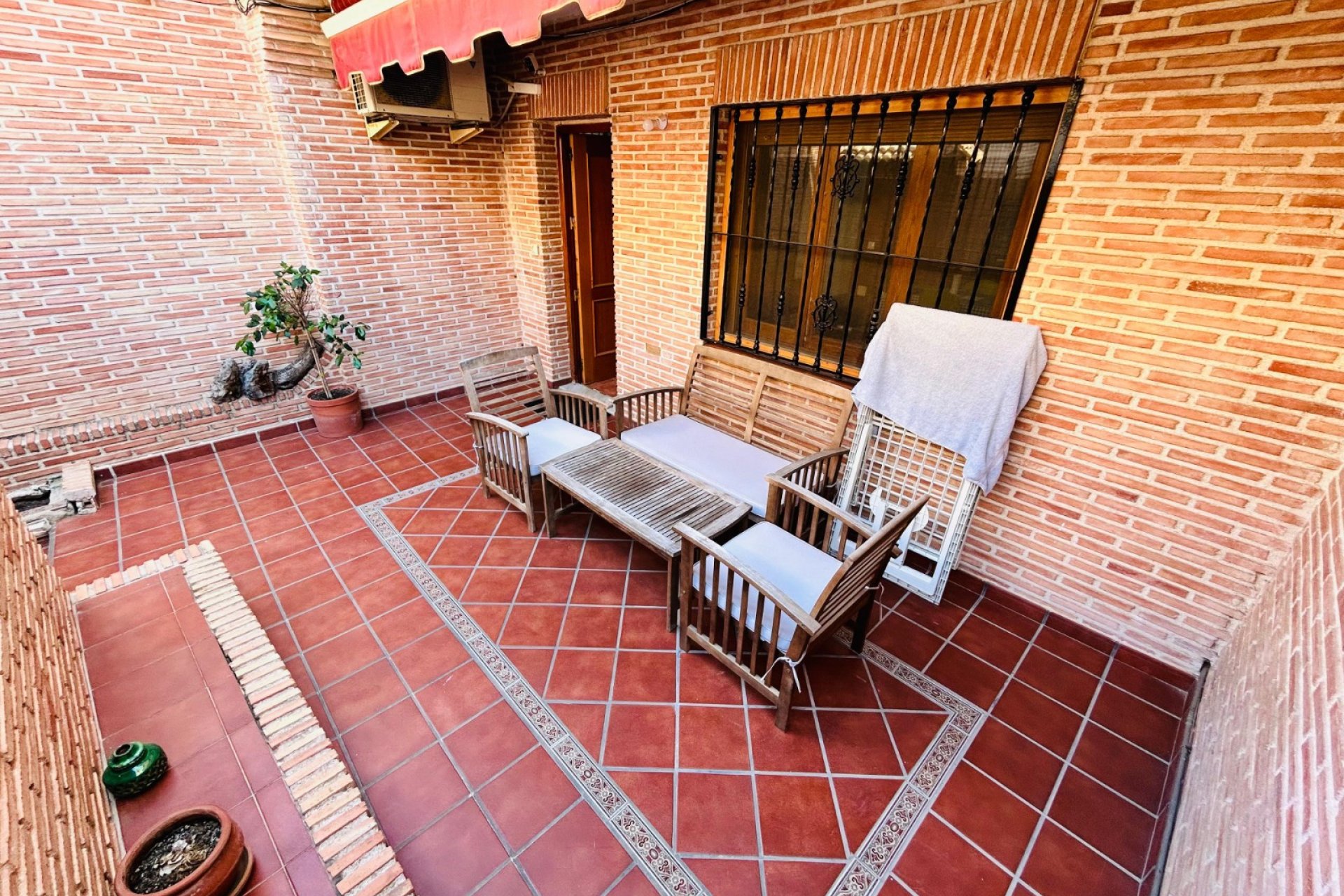 Herverkoop - Villa -
Torrevieja - Costa Blanca