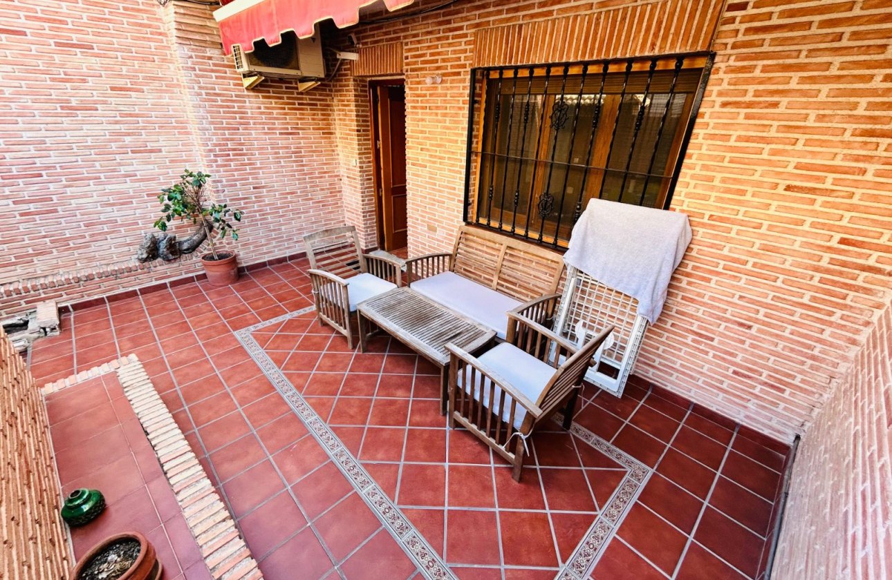 Herverkoop - Villa -
Torrevieja - Costa Blanca