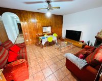 Herverkoop - Villa -
Torrevieja - Costa Blanca