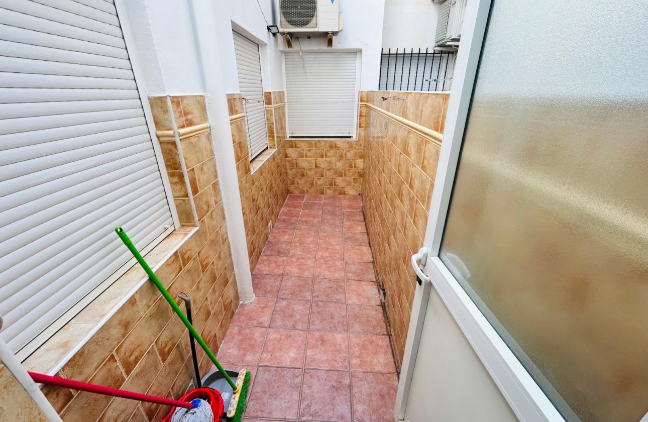 Herverkoop - Villa -
Torrevieja - Costa Blanca