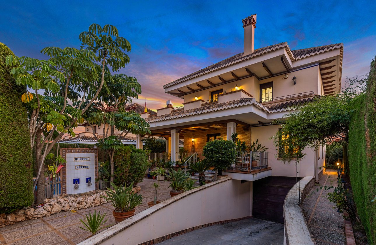 Herverkoop - Villa -
Torrevieja - Costa Blanca