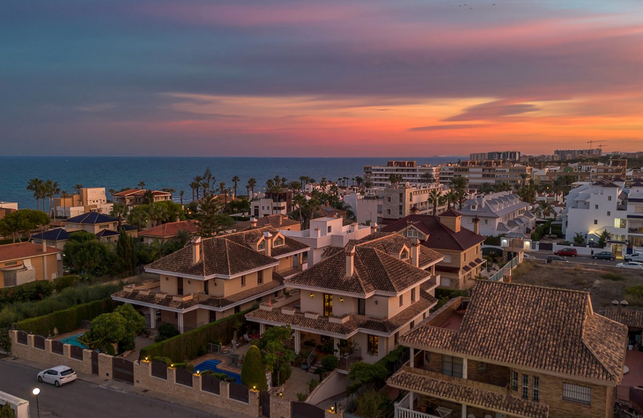 Herverkoop - Villa -
Torrevieja - Costa Blanca