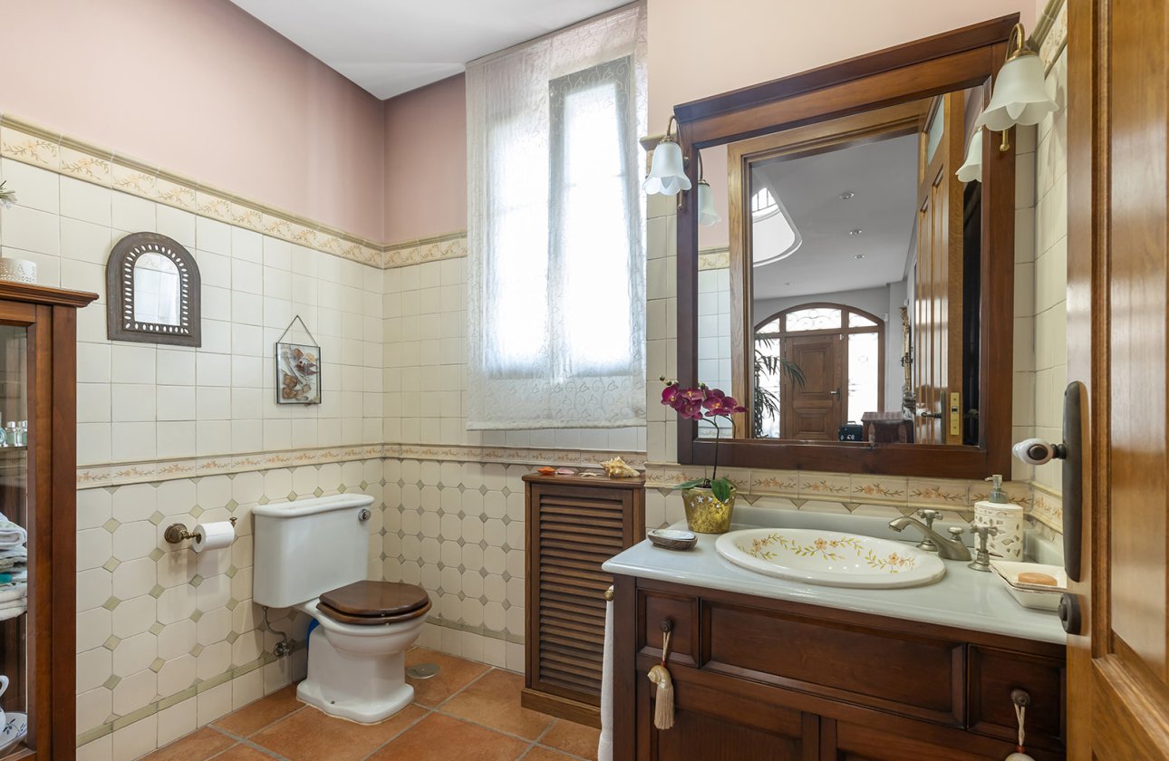 Herverkoop - Villa -
Torrevieja - Costa Blanca