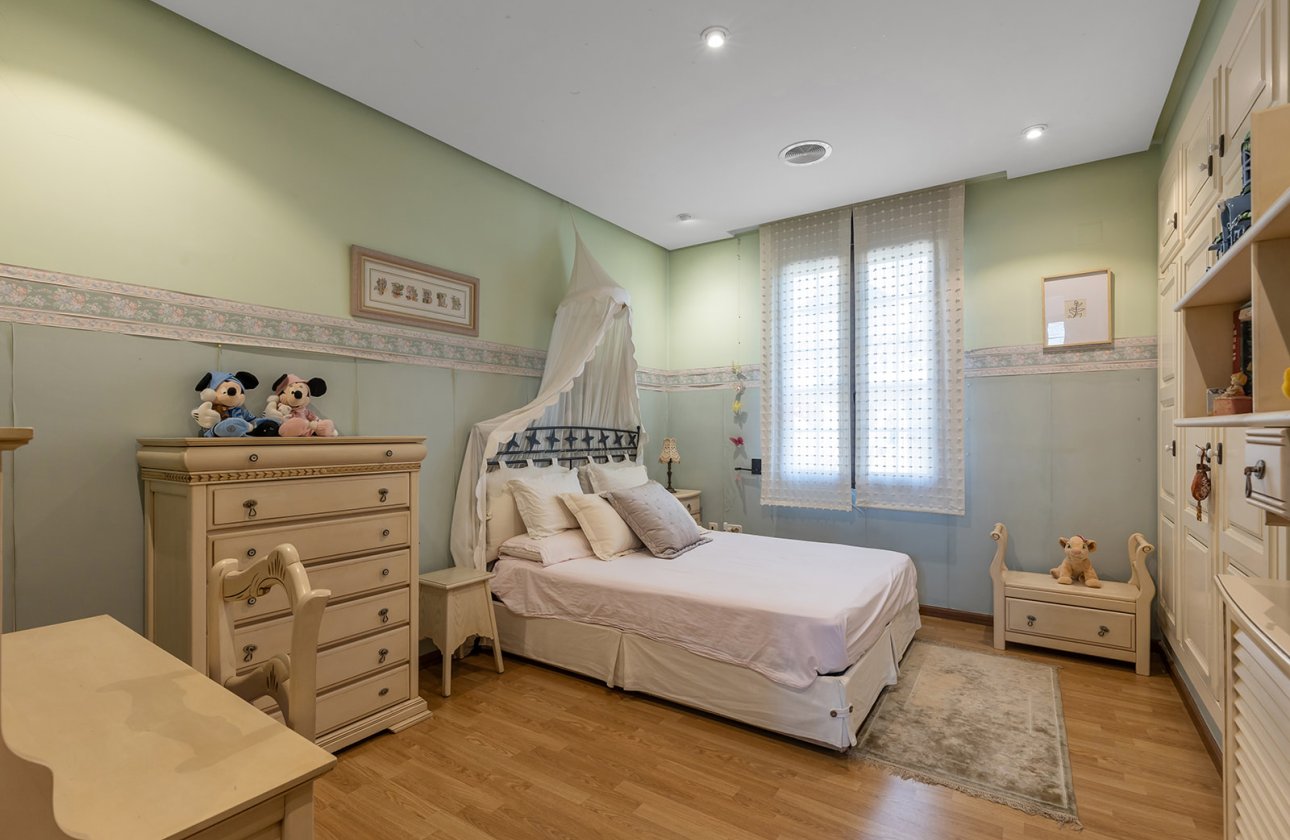 Herverkoop - Villa -
Torrevieja - Costa Blanca