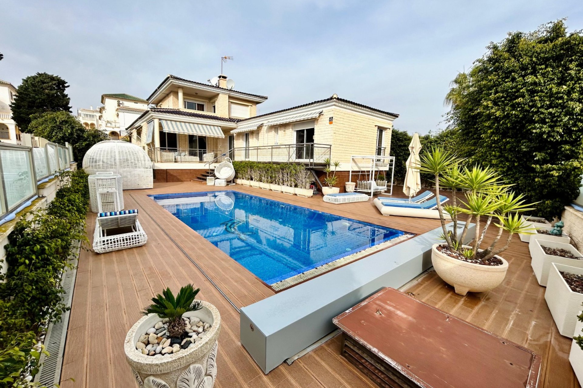 Herverkoop - Villa -
Torrevieja - Costa Blanca