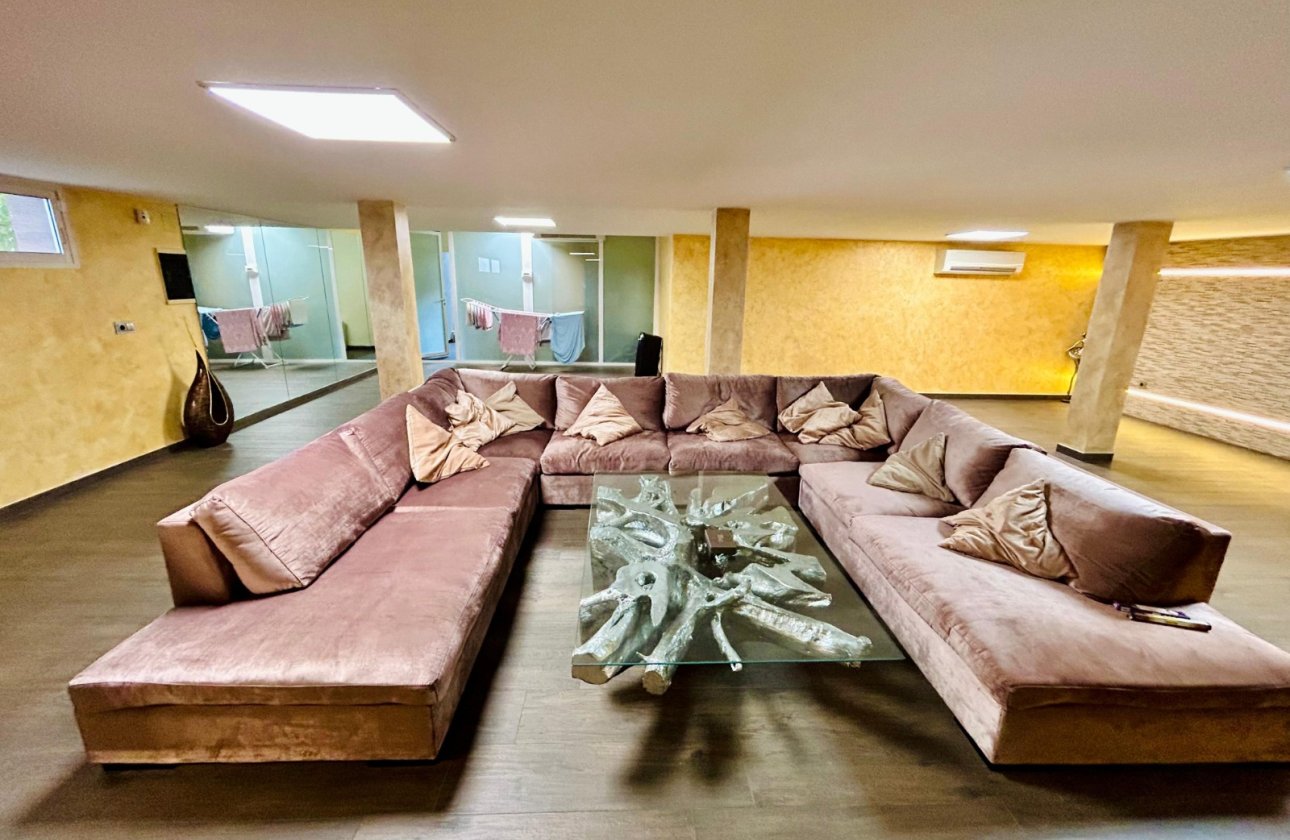 Herverkoop - Villa -
Torrevieja - Costa Blanca