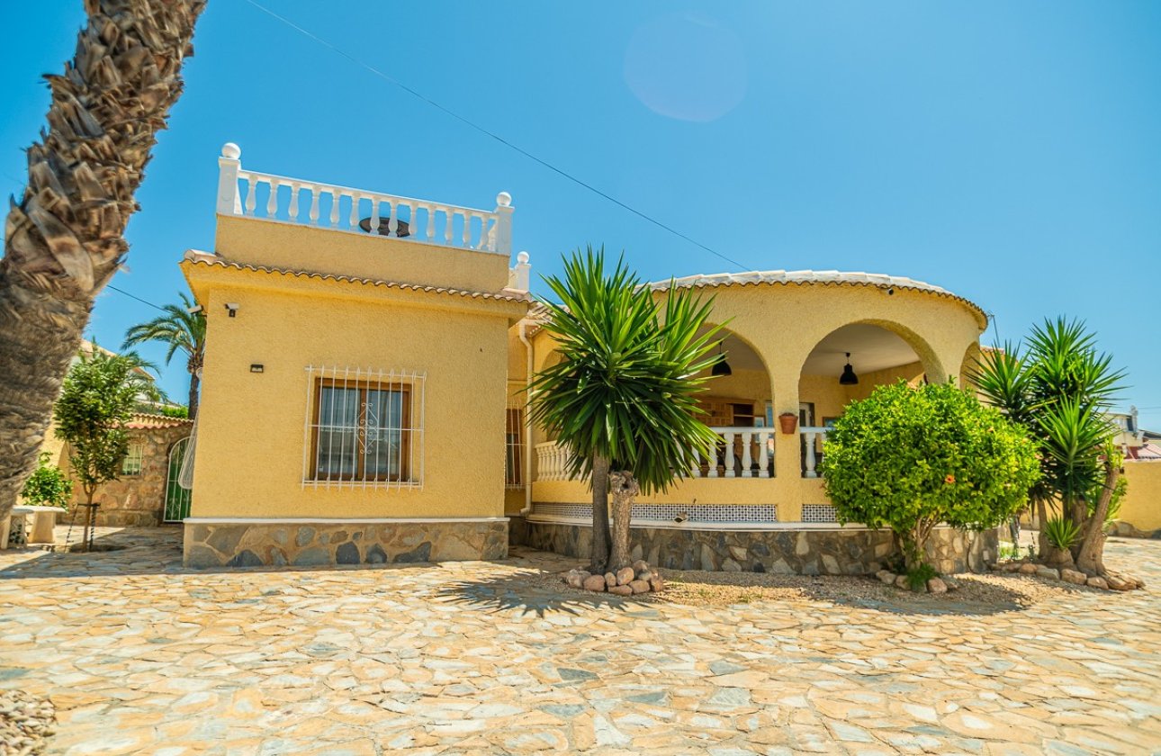 Herverkoop - Villa -
Torrevieja - Costa Blanca
