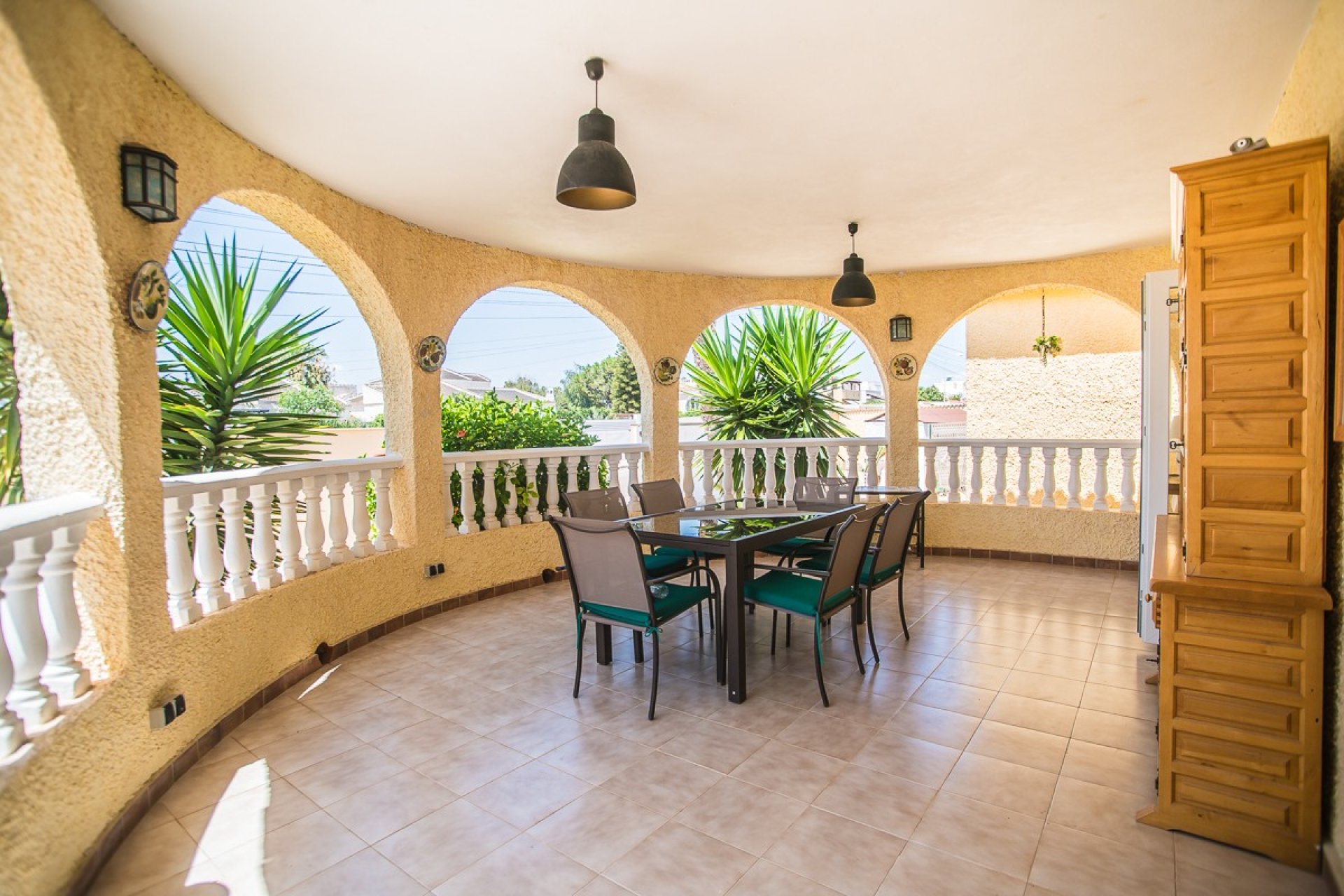Herverkoop - Villa -
Torrevieja - Costa Blanca