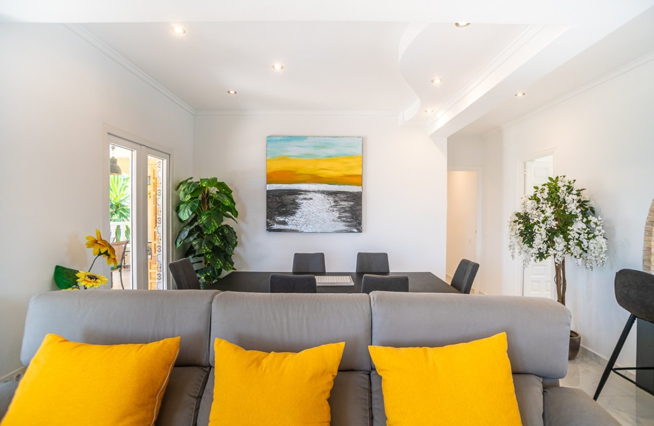 Herverkoop - Villa -
Torrevieja - Costa Blanca