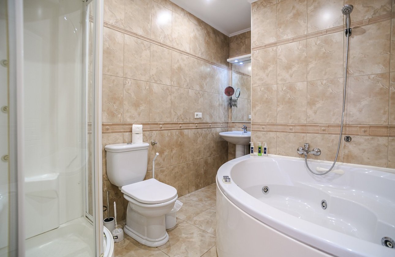 Herverkoop - Villa -
Torrevieja - Costa Blanca