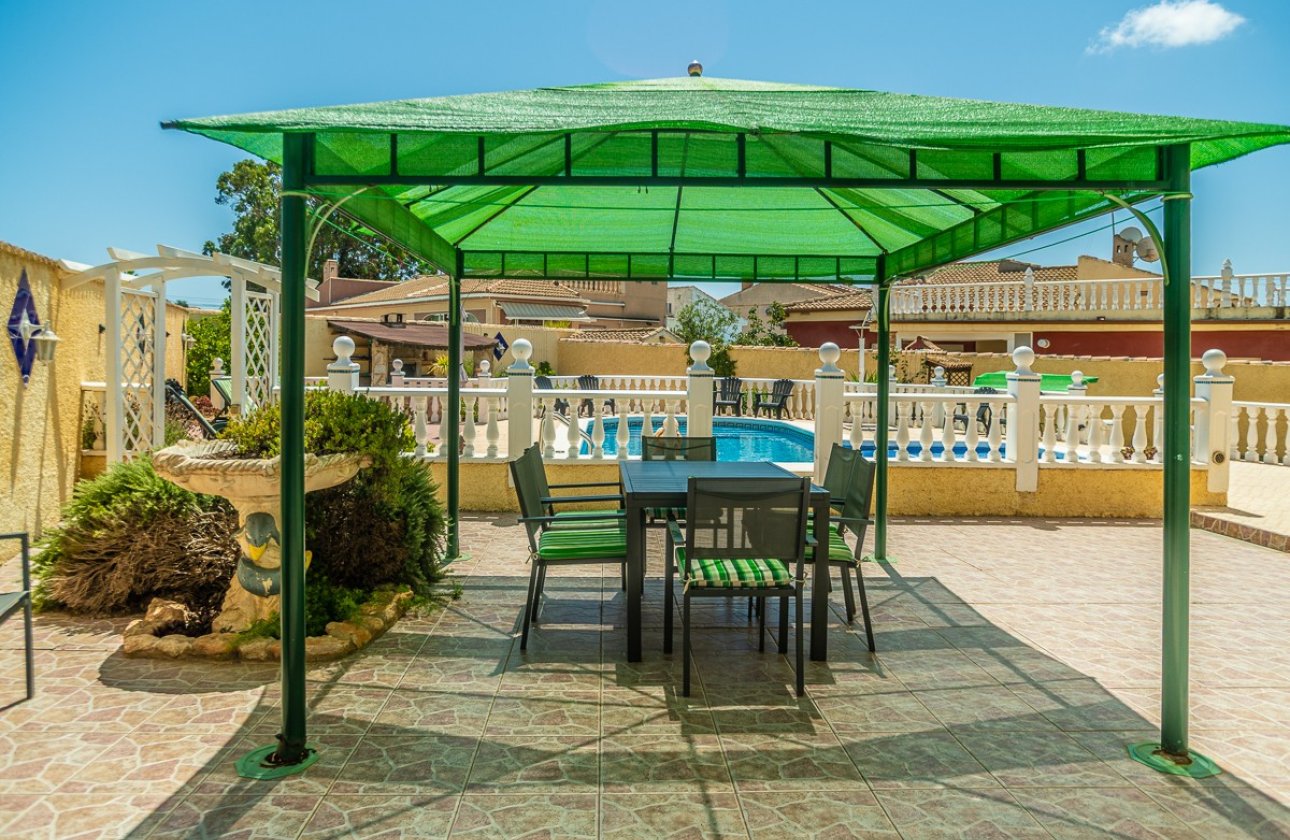 Herverkoop - Villa -
Torrevieja - Costa Blanca