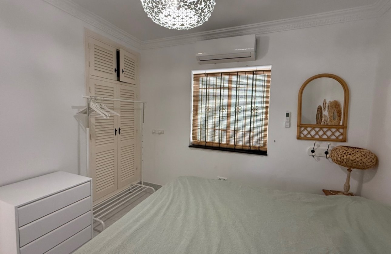 Herverkoop - Villa -
Torrevieja - Costa Blanca