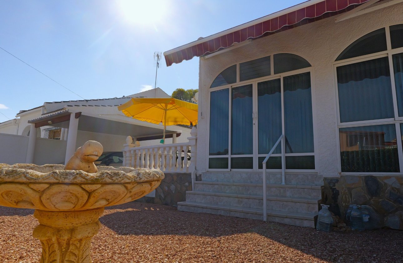 Herverkoop - Villa -
Torrevieja - Costa Blanca