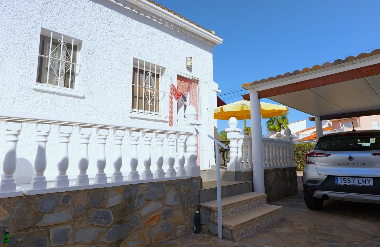 Herverkoop - Villa -
Torrevieja - Costa Blanca