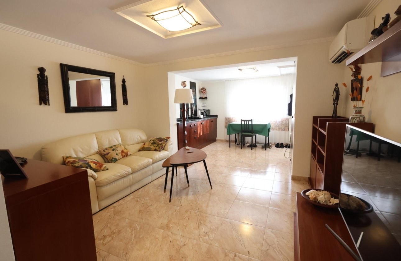 Herverkoop - Villa -
Torrevieja - Costa Blanca