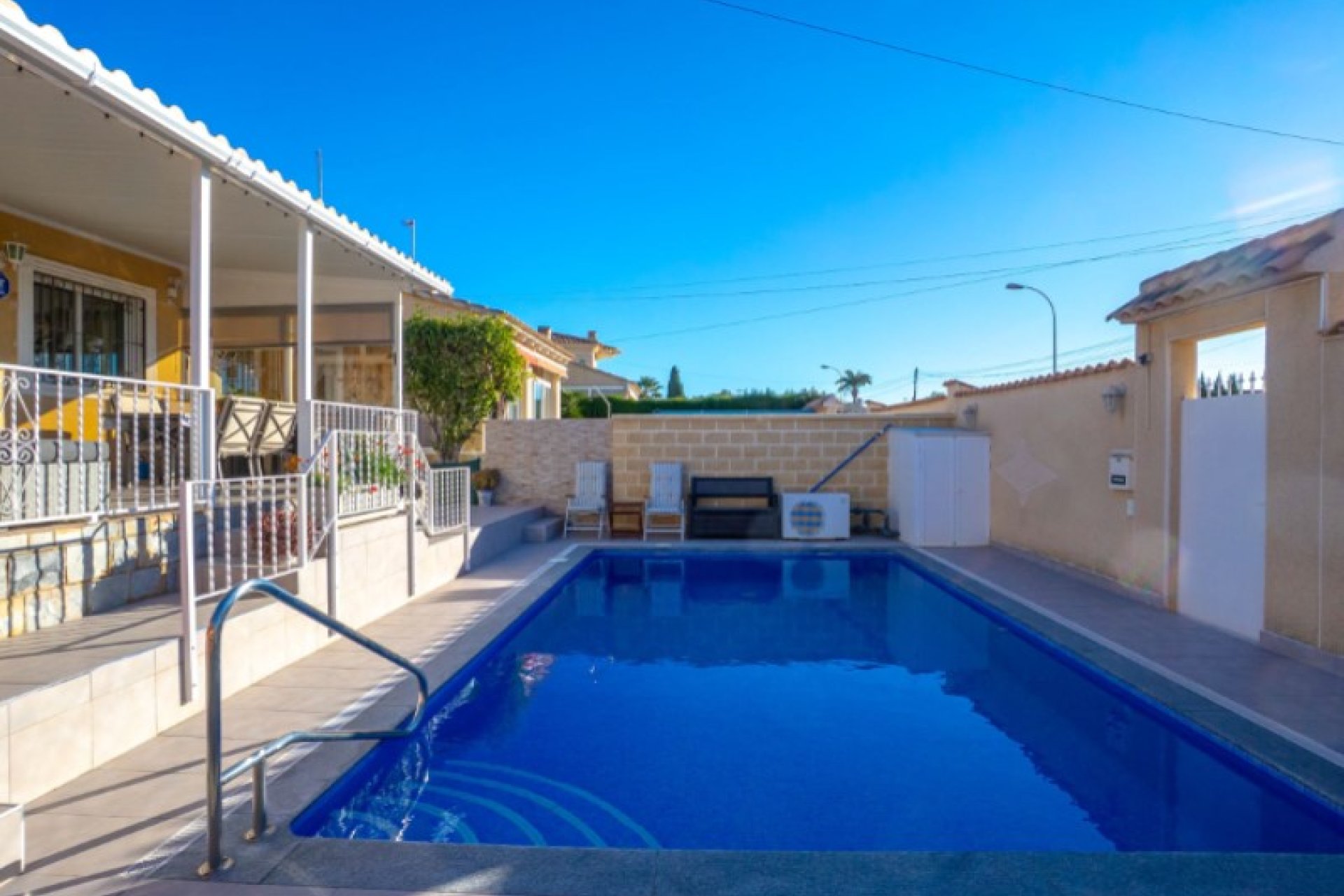 Herverkoop - Villa -
Torrevieja - Costa Blanca
