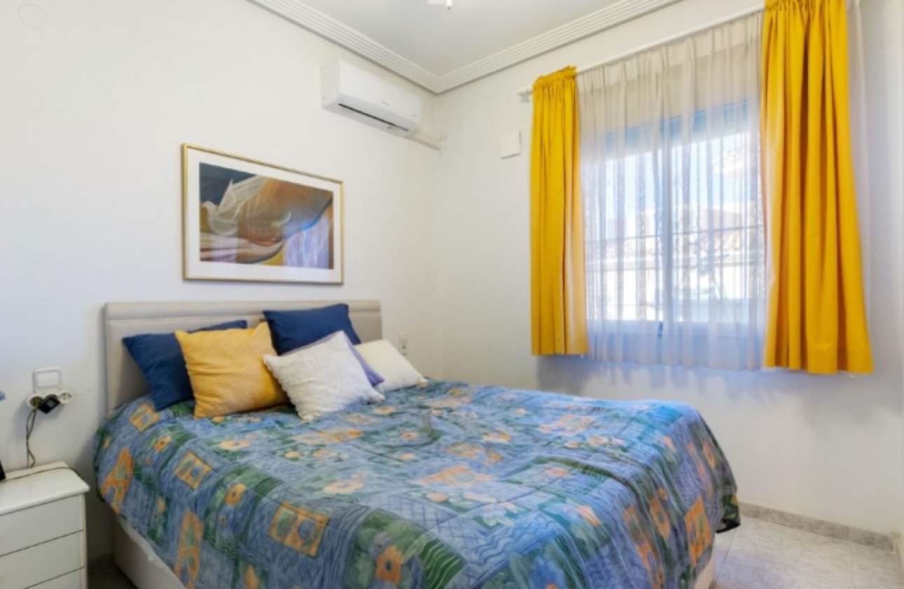 Herverkoop - Villa -
Torrevieja - Costa Blanca