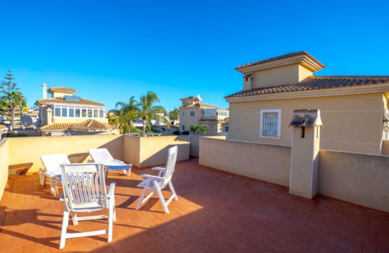 Herverkoop - Villa -
Torrevieja - Costa Blanca