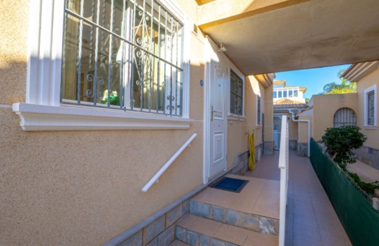 Herverkoop - Villa -
Torrevieja - Costa Blanca