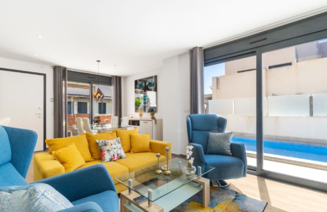 Herverkoop - Villa -
Torrevieja - Costa Blanca