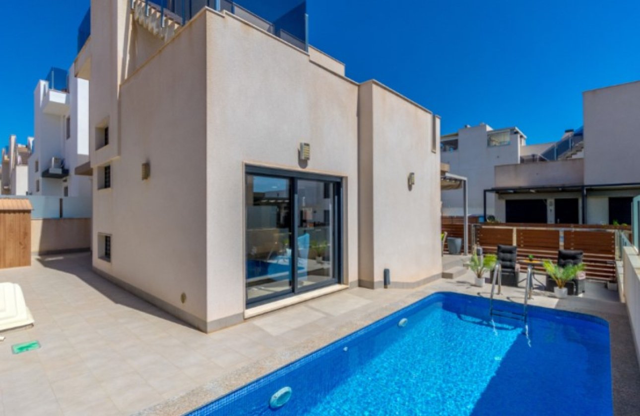 Herverkoop - Villa -
Torrevieja - Costa Blanca