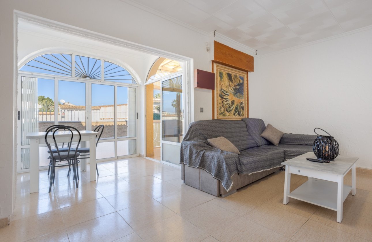 Herverkoop - Villa -
Torrevieja - Costa Blanca
