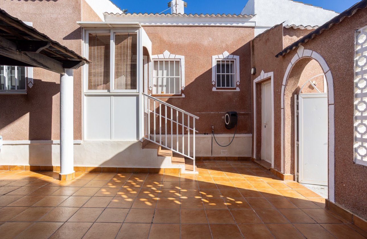 Herverkoop - Villa -
Torrevieja - Costa Blanca