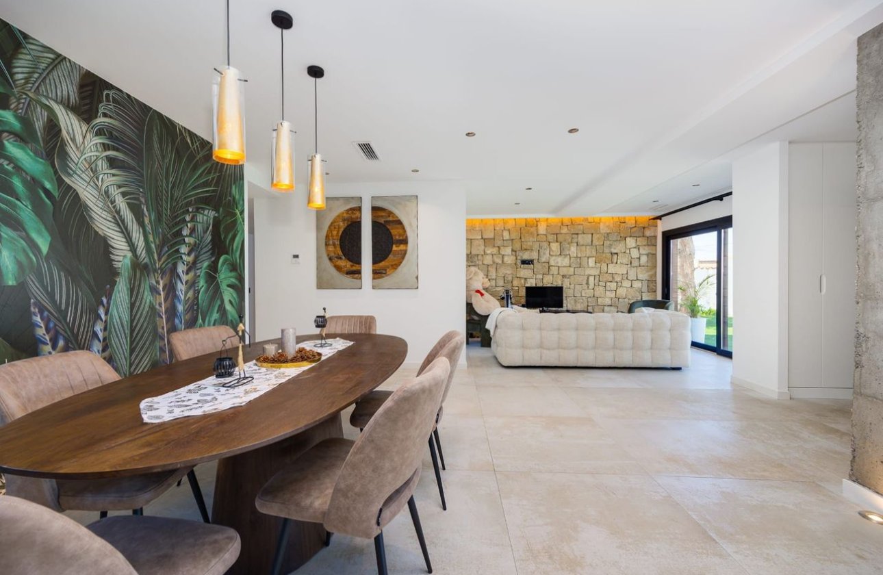 Herverkoop - Villa -
Torrevieja - Costa Blanca