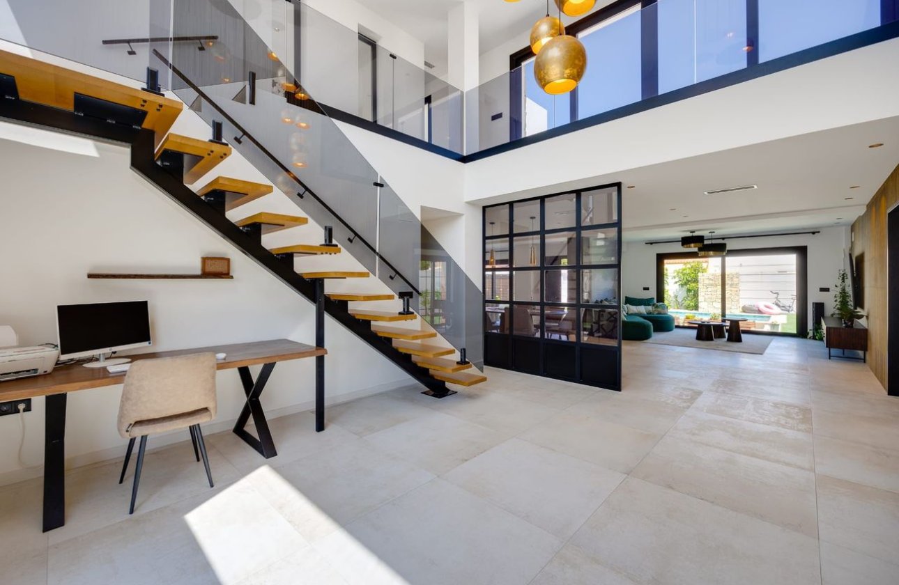 Herverkoop - Villa -
Torrevieja - Costa Blanca