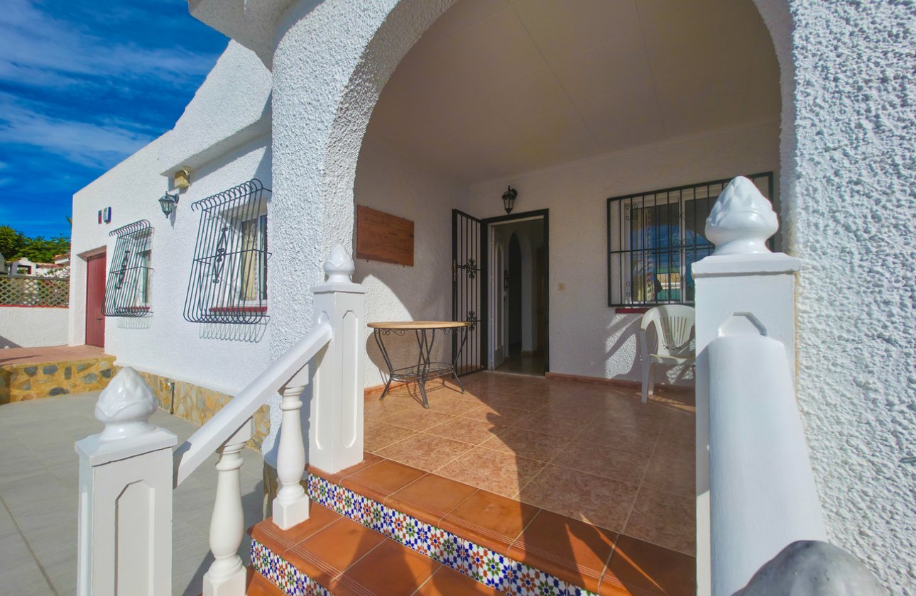 Herverkoop - Villa -
Torrevieja - Costa Blanca