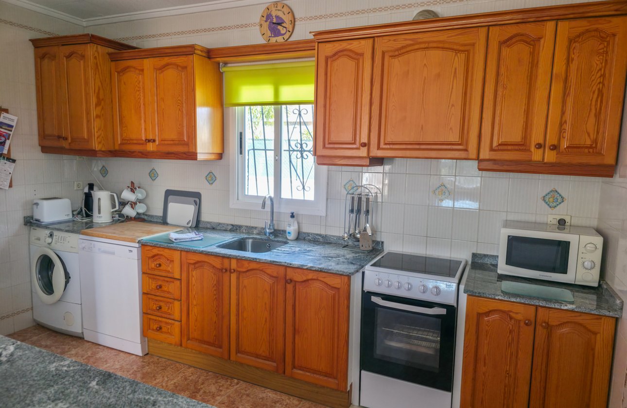 Herverkoop - Villa -
Torrevieja - Costa Blanca