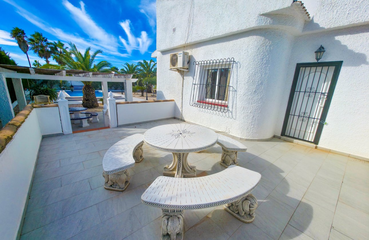 Herverkoop - Villa -
Torrevieja - Costa Blanca