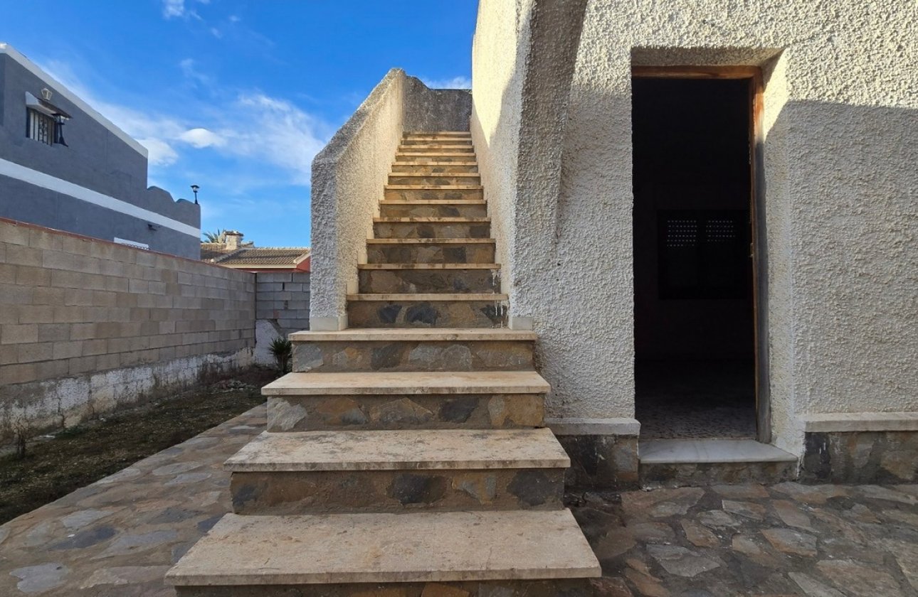 Herverkoop - Villa -
Torrevieja - Costa Blanca