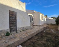 Herverkoop - Villa -
Torrevieja - Costa Blanca