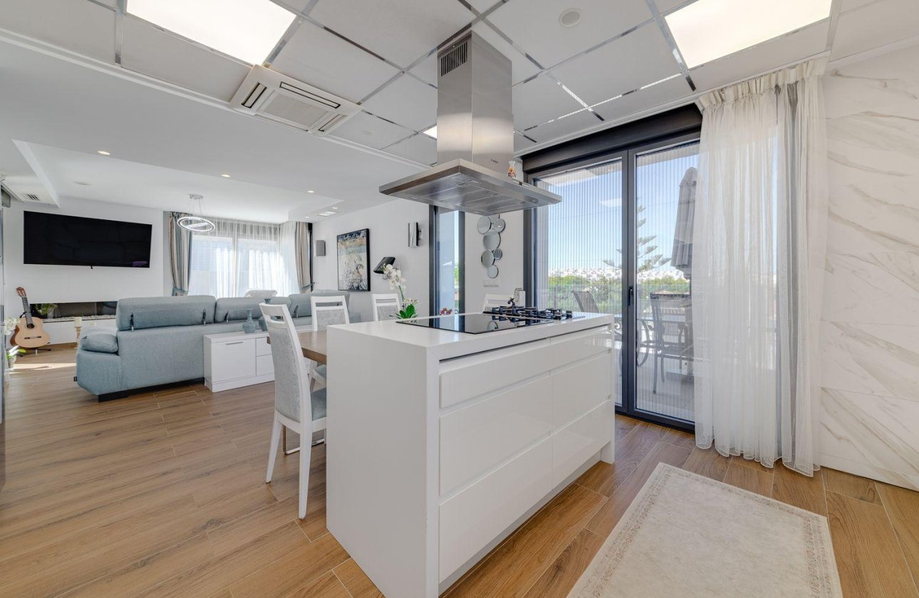 Herverkoop - Villa -
Torrevieja - Costa Blanca