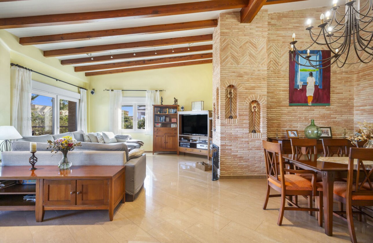 Herverkoop - Villa -
Torrevieja - Costa Blanca