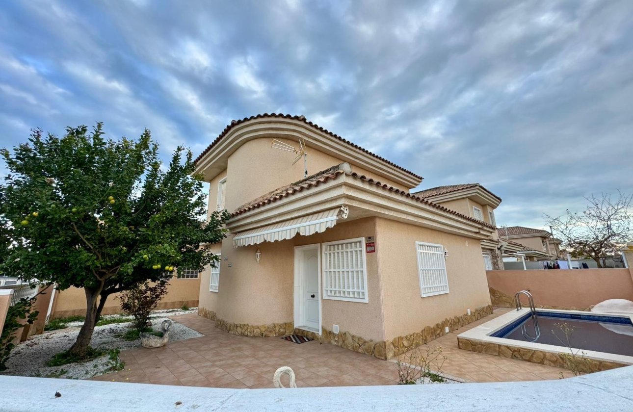 Herverkoop - Villa -
Torrevieja - Costa Blanca