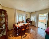 Herverkoop - Villa -
Torrevieja - Costa Blanca