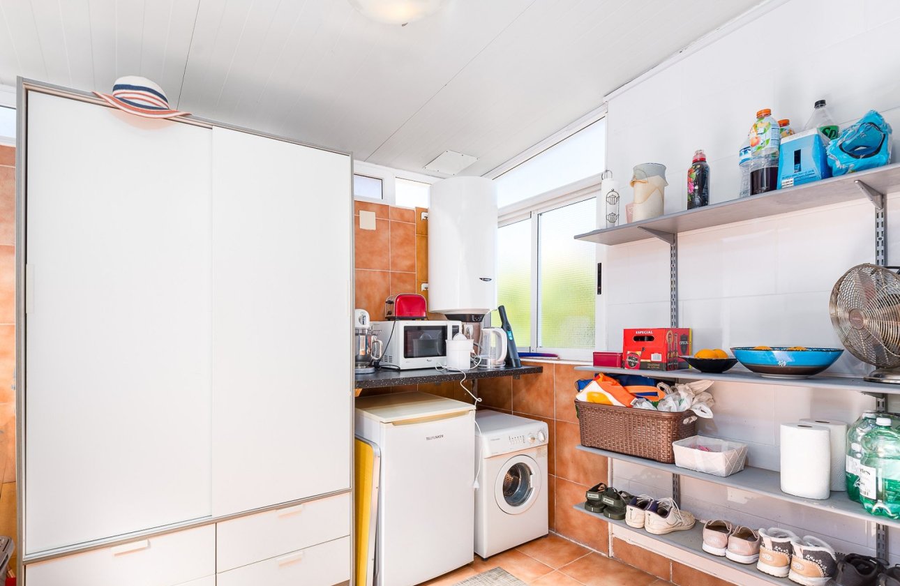 Herverkoop - Villa -
Torrevieja - Costa Blanca