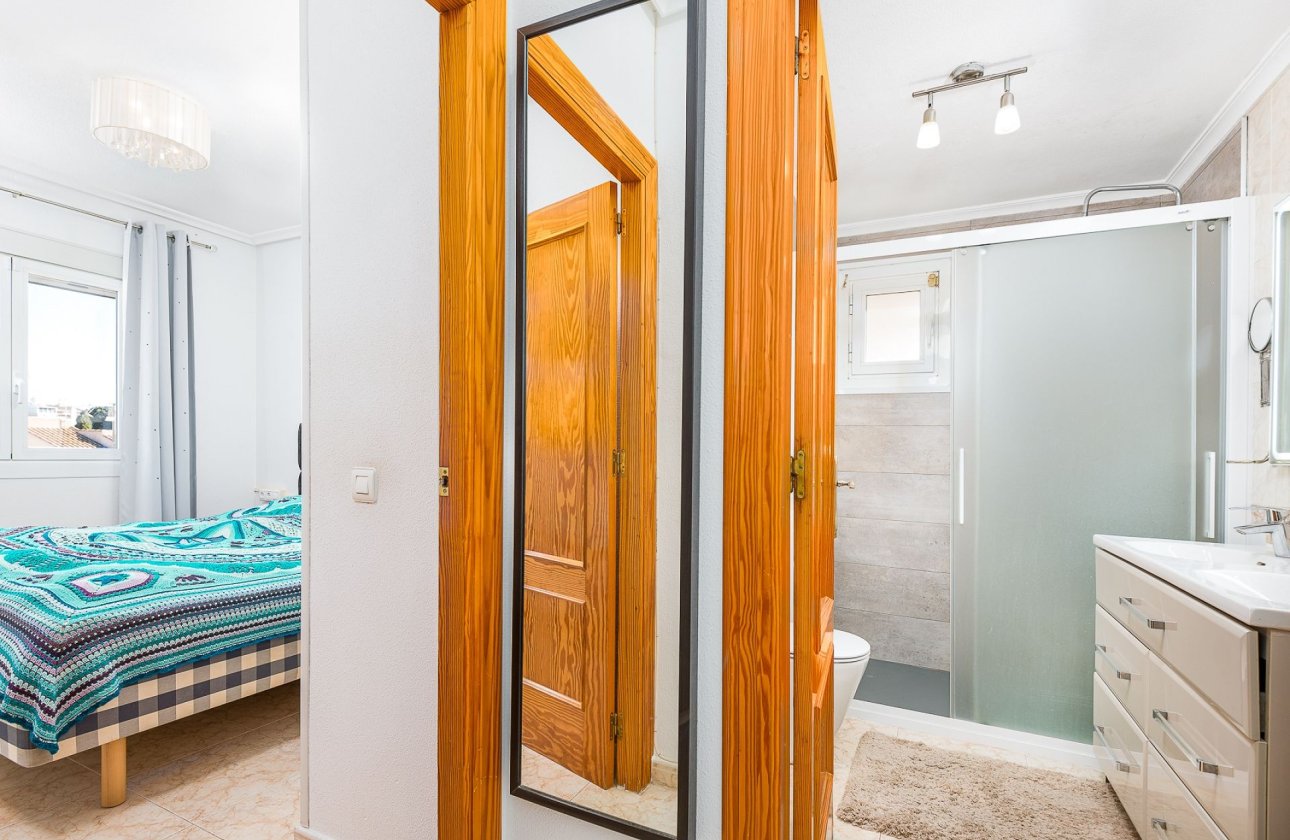 Herverkoop - Villa -
Torrevieja - Costa Blanca