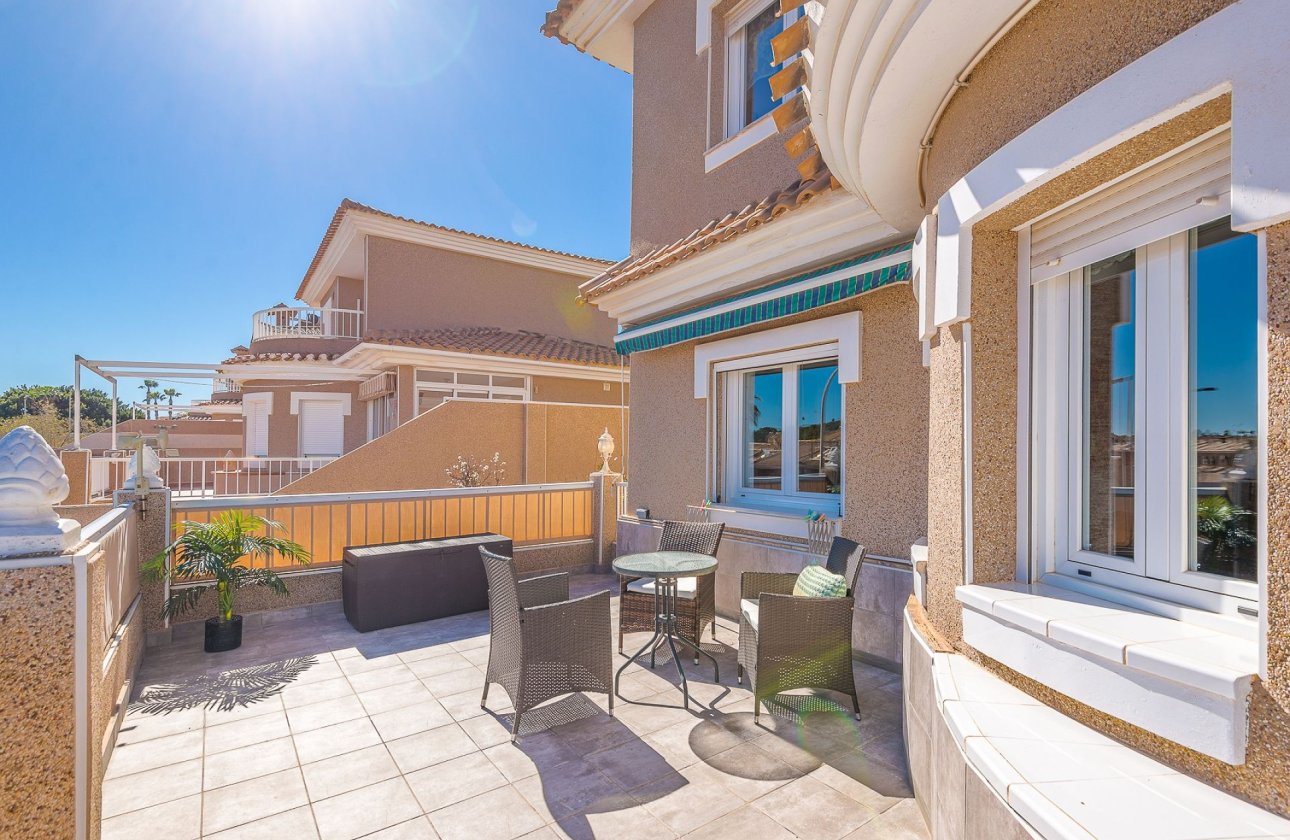 Herverkoop - Villa -
Torrevieja - Costa Blanca