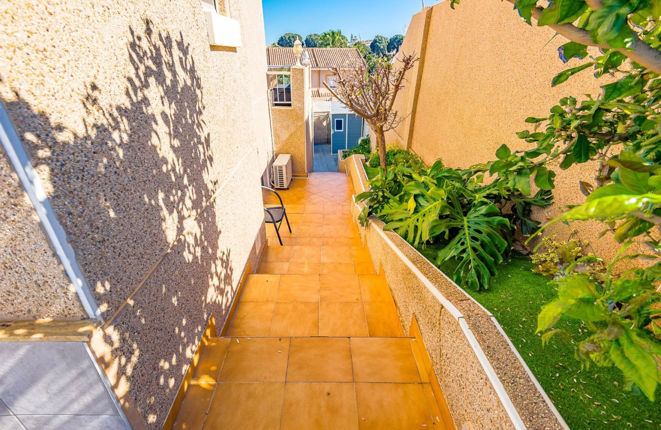 Herverkoop - Villa -
Torrevieja - Costa Blanca