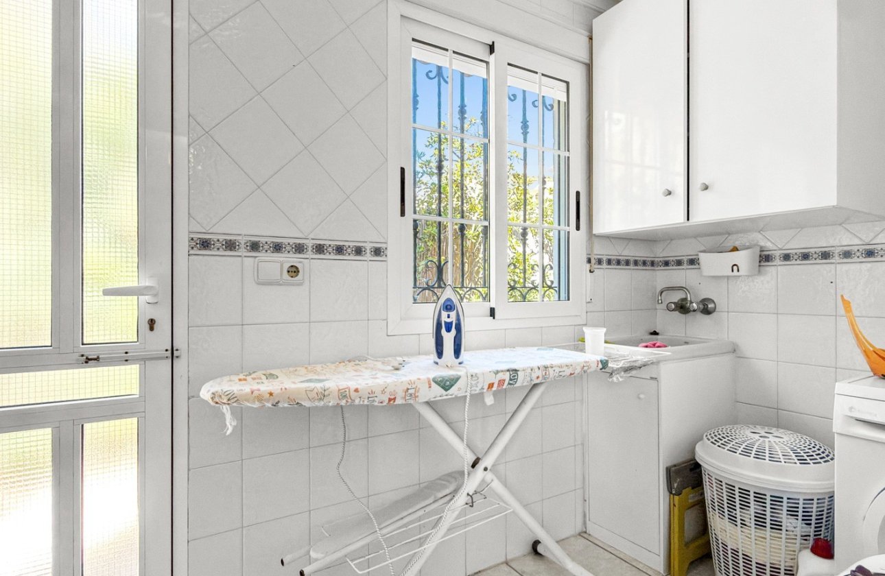 Herverkoop - Villa -
Torrevieja - Costa Blanca