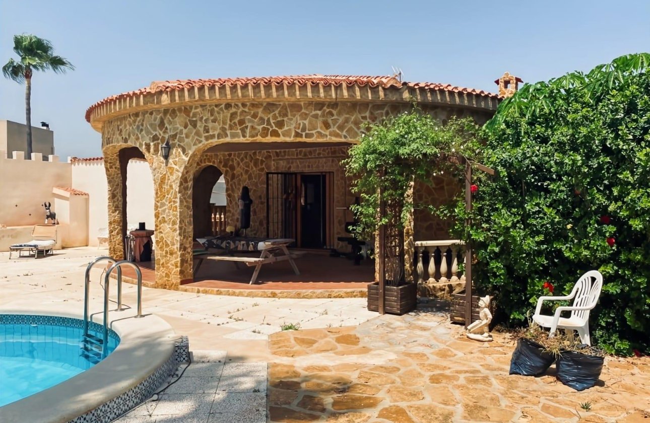 Herverkoop - Villa -
Torrevieja - Costa Blanca