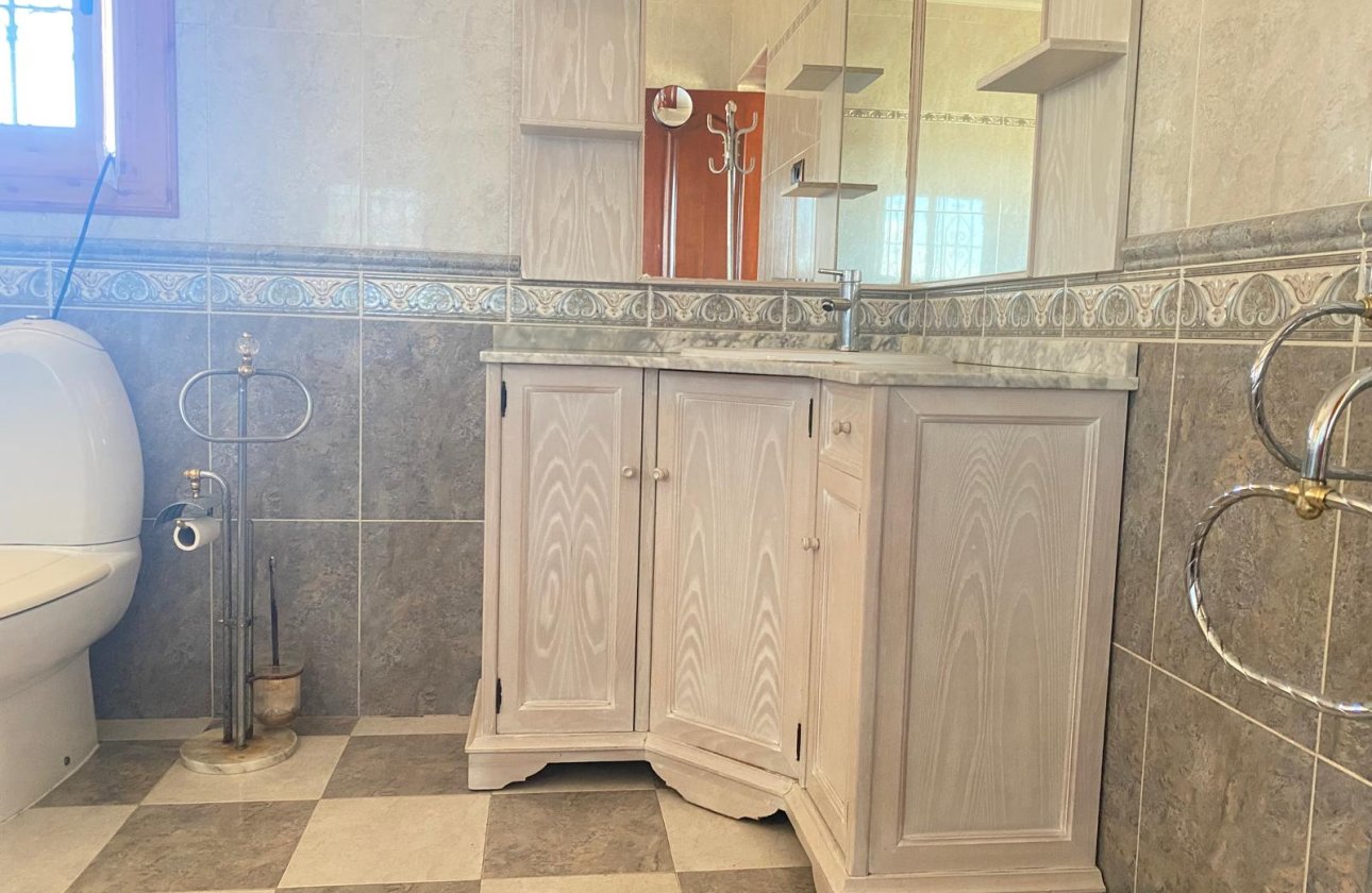 Herverkoop - Villa -
Torrevieja - Costa Blanca