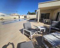 Herverkoop - Villa -
Torrevieja - Costa Blanca