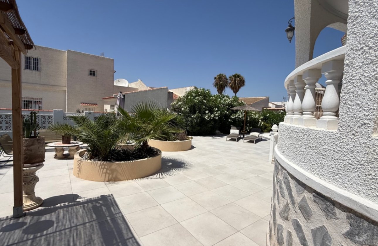 Herverkoop - Villa -
Torrevieja - Costa Blanca