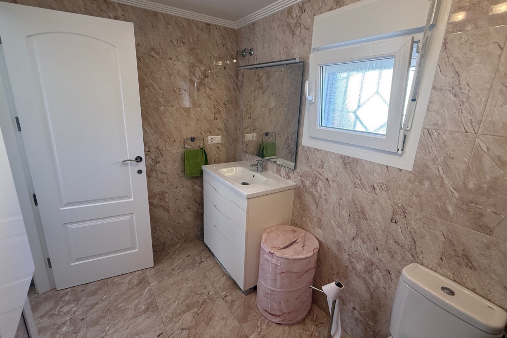 Herverkoop - Villa -
Torrevieja - Costa Blanca