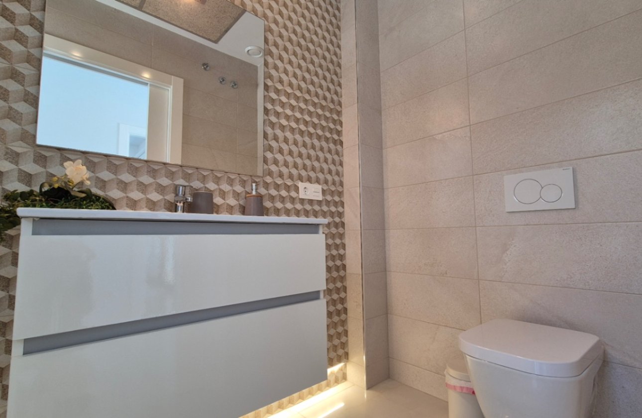 Herverkoop - Villa -
Torrevieja - Costa Blanca